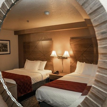 Americas Best Value Inn Lynnwood Esterno foto