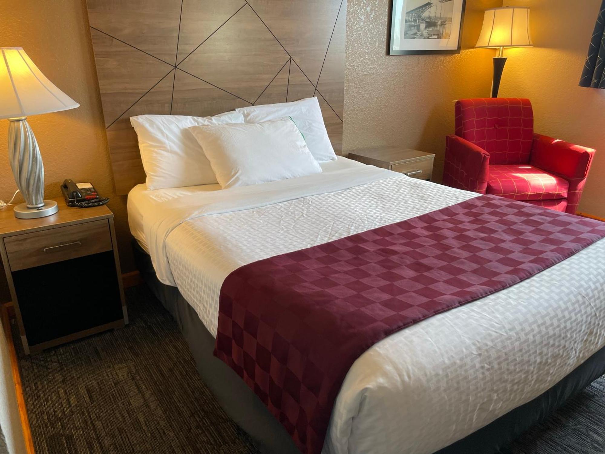 Americas Best Value Inn Lynnwood Esterno foto