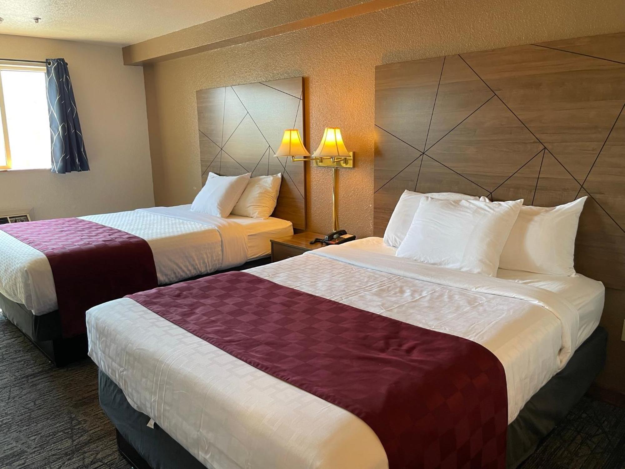 Americas Best Value Inn Lynnwood Esterno foto