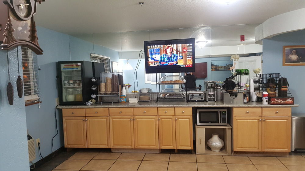 Americas Best Value Inn Lynnwood Esterno foto