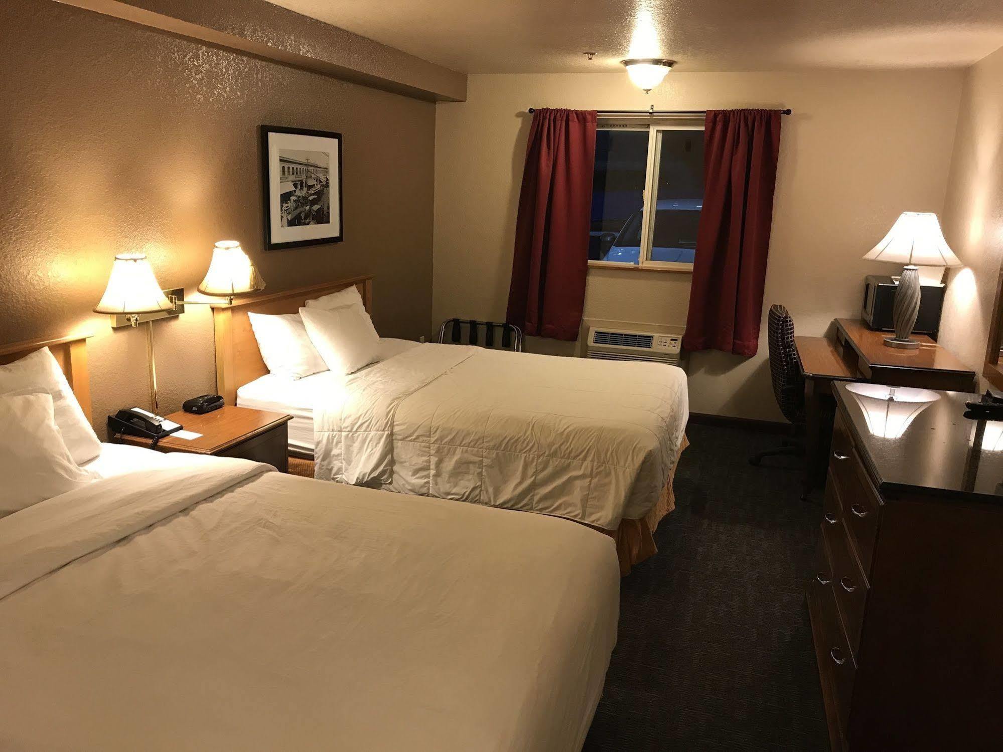 Americas Best Value Inn Lynnwood Esterno foto